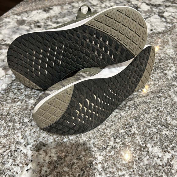 Camo Adidas shoes - Picture 4 of 5